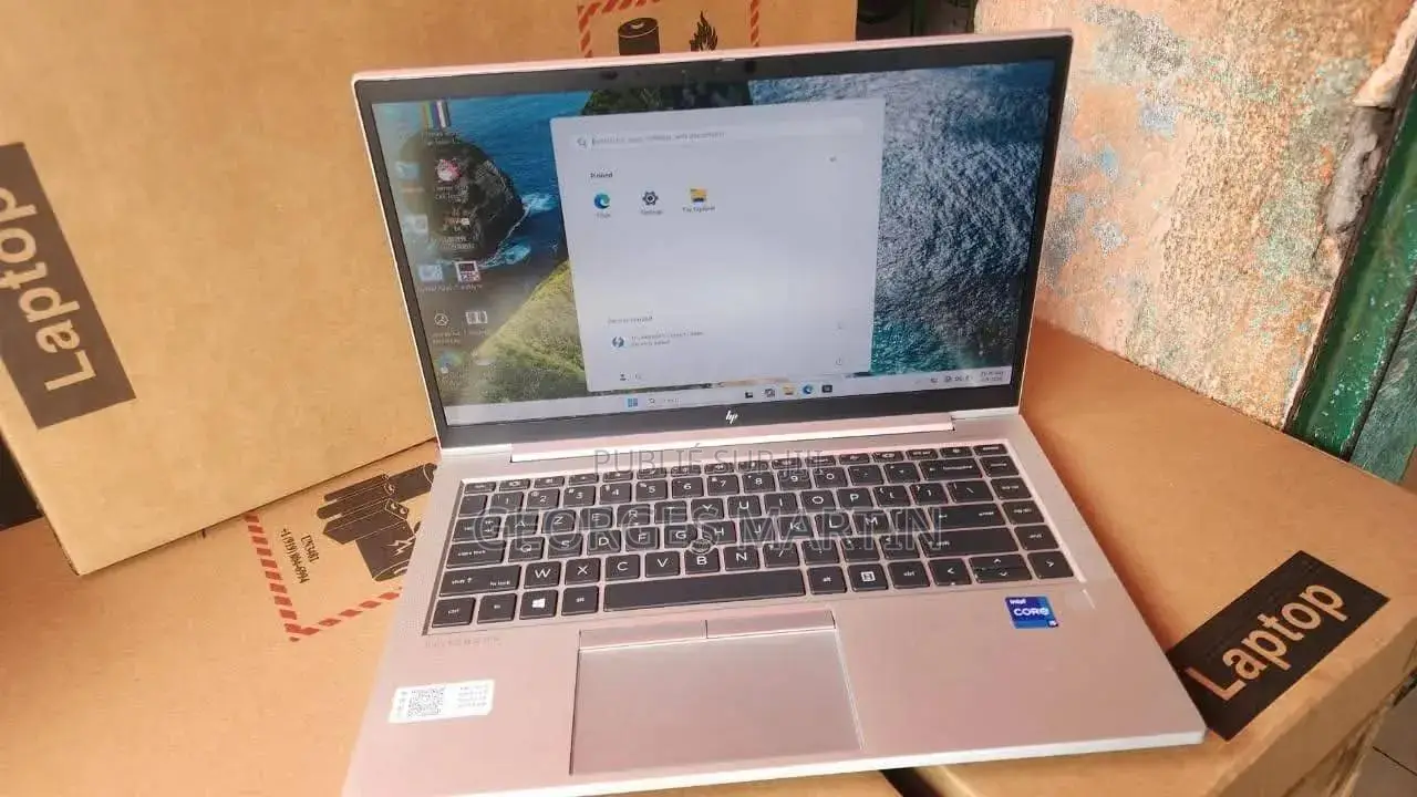 Nouveau HP EliteBook 840 G7 8GB Intel Core i5 SSD 256GB