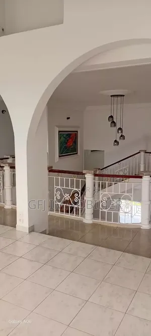 7chbre Duplex dans Francis Gweh, Cocody à Louer