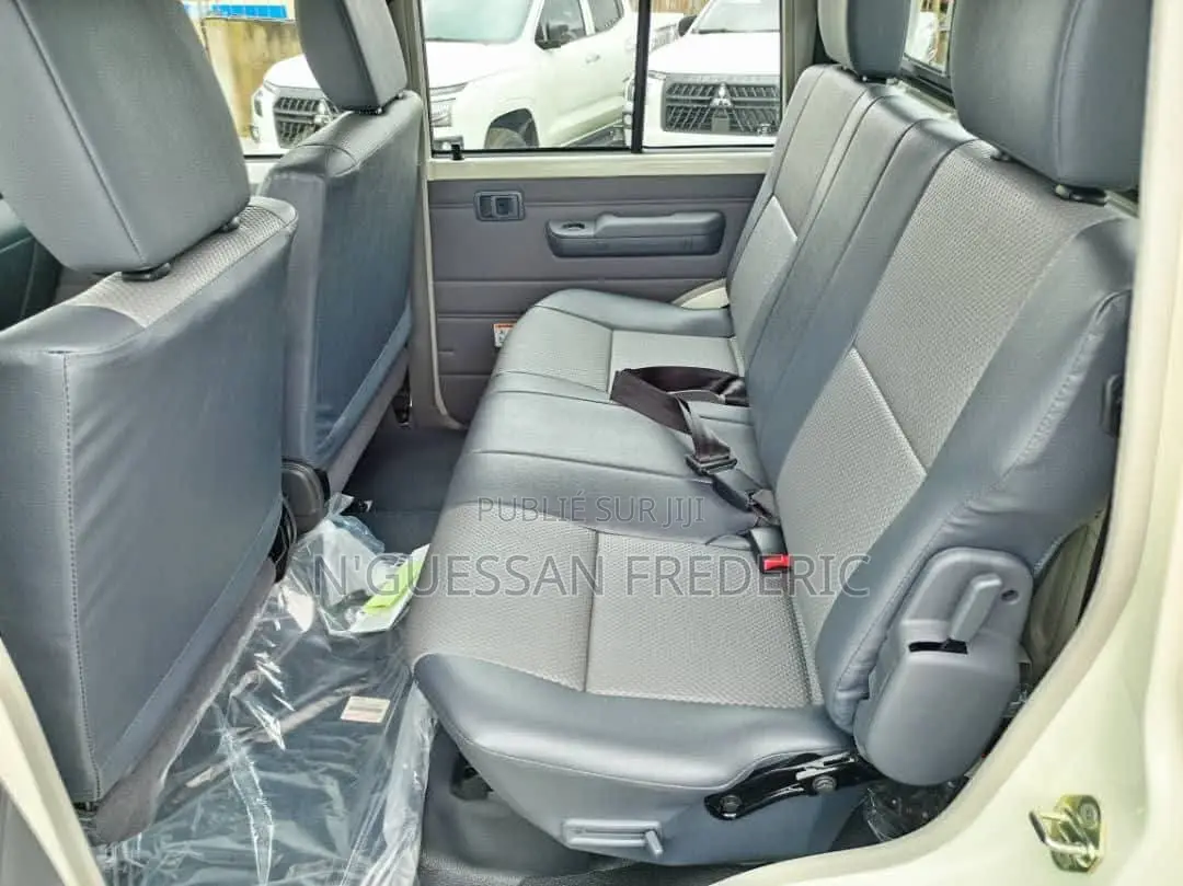 Nouveau Toyota Land Cruiser 79 Series 2025 Blanc