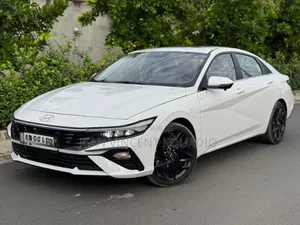 Nouveau Hyundai Elantra Limited 2026 Blanc