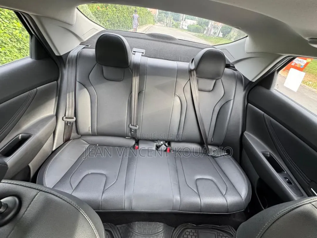 Nouveau Hyundai Elantra Limited 2026 Blanc