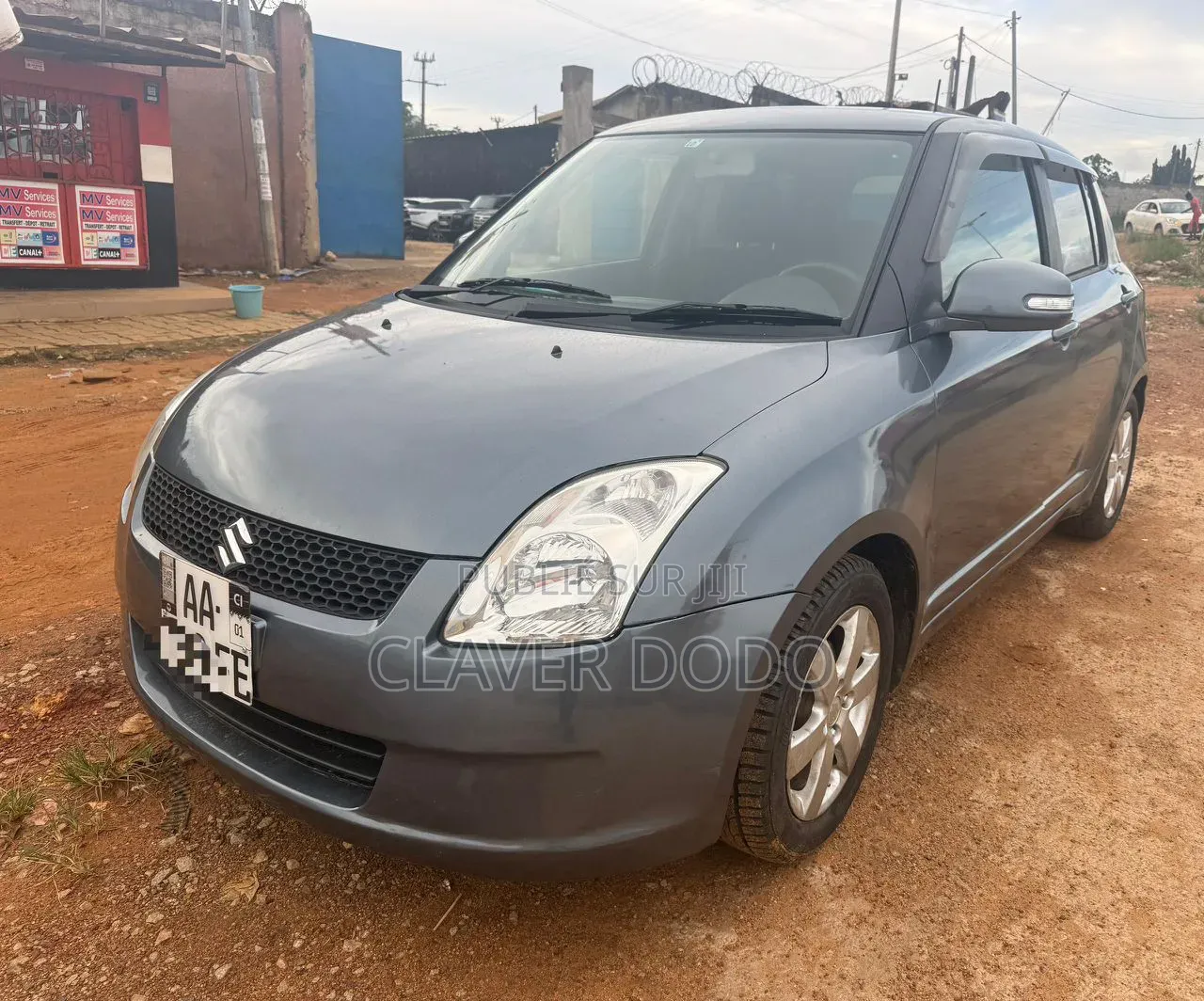 Suzuki Swift 2018 Gris