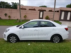 Kia Pegas 2023 Blanc