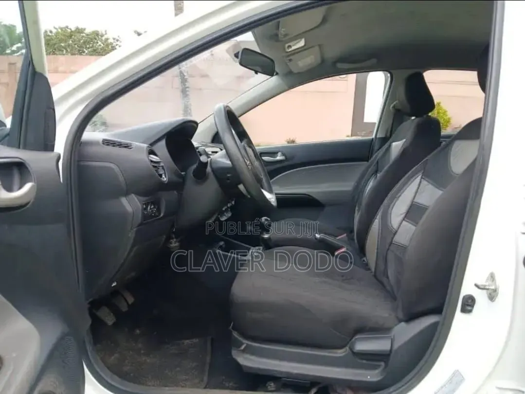 Kia Pegas 2023 Blanc