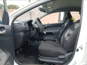Kia Pegas 2023 Blanc
