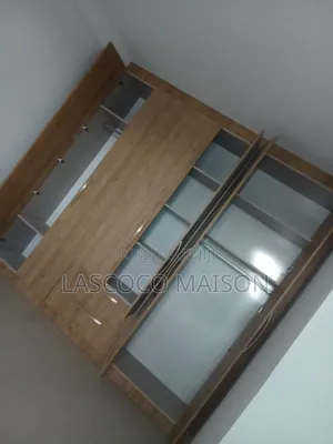 2chbre Appartement dans Lascoco Maison, Cocody à Louer