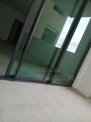 2chbre Appartement dans Lascoco Maison, Cocody à Louer