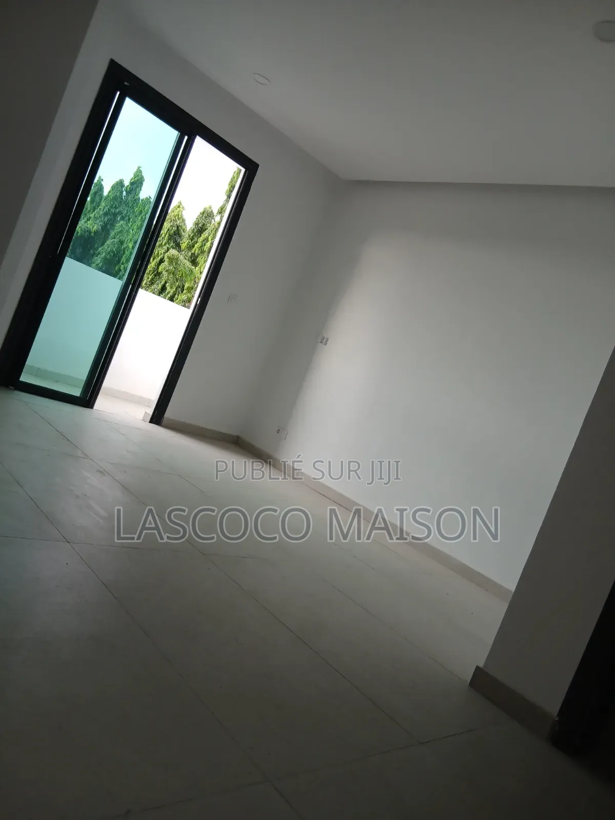 2chbre Appartement dans Lascoco Maison, Cocody à Louer