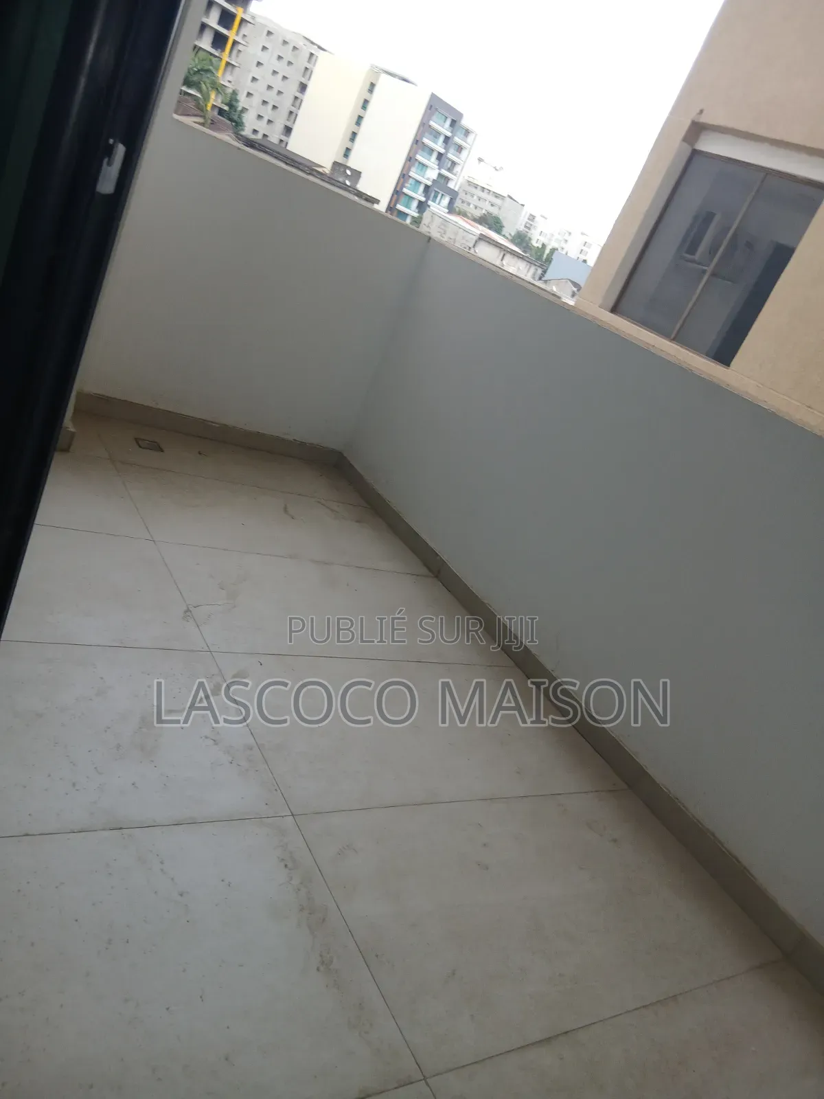 2chbre Appartement dans Lascoco Maison, Cocody à Louer