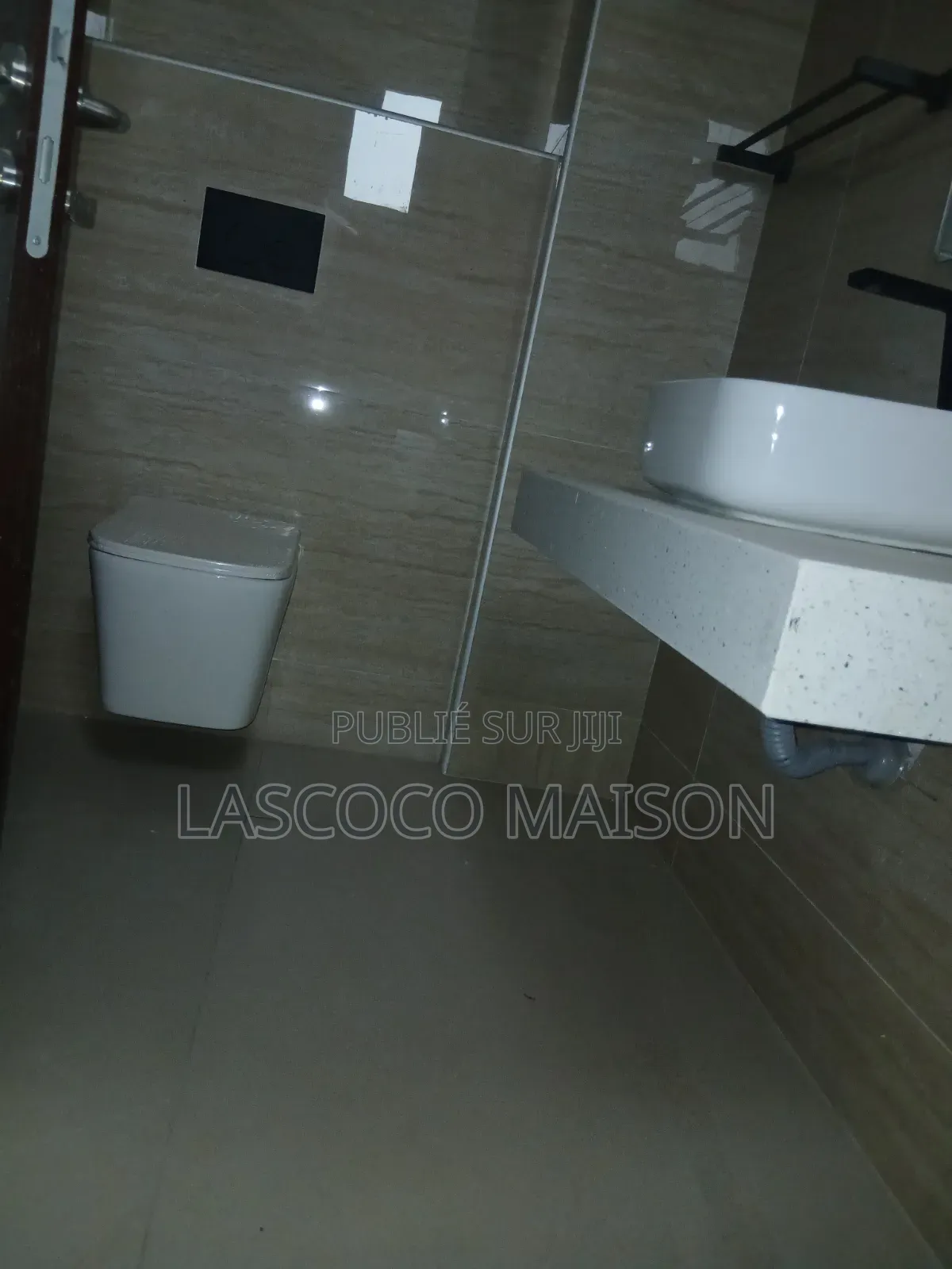 2chbre Appartement dans Lascoco Maison, Cocody à Louer