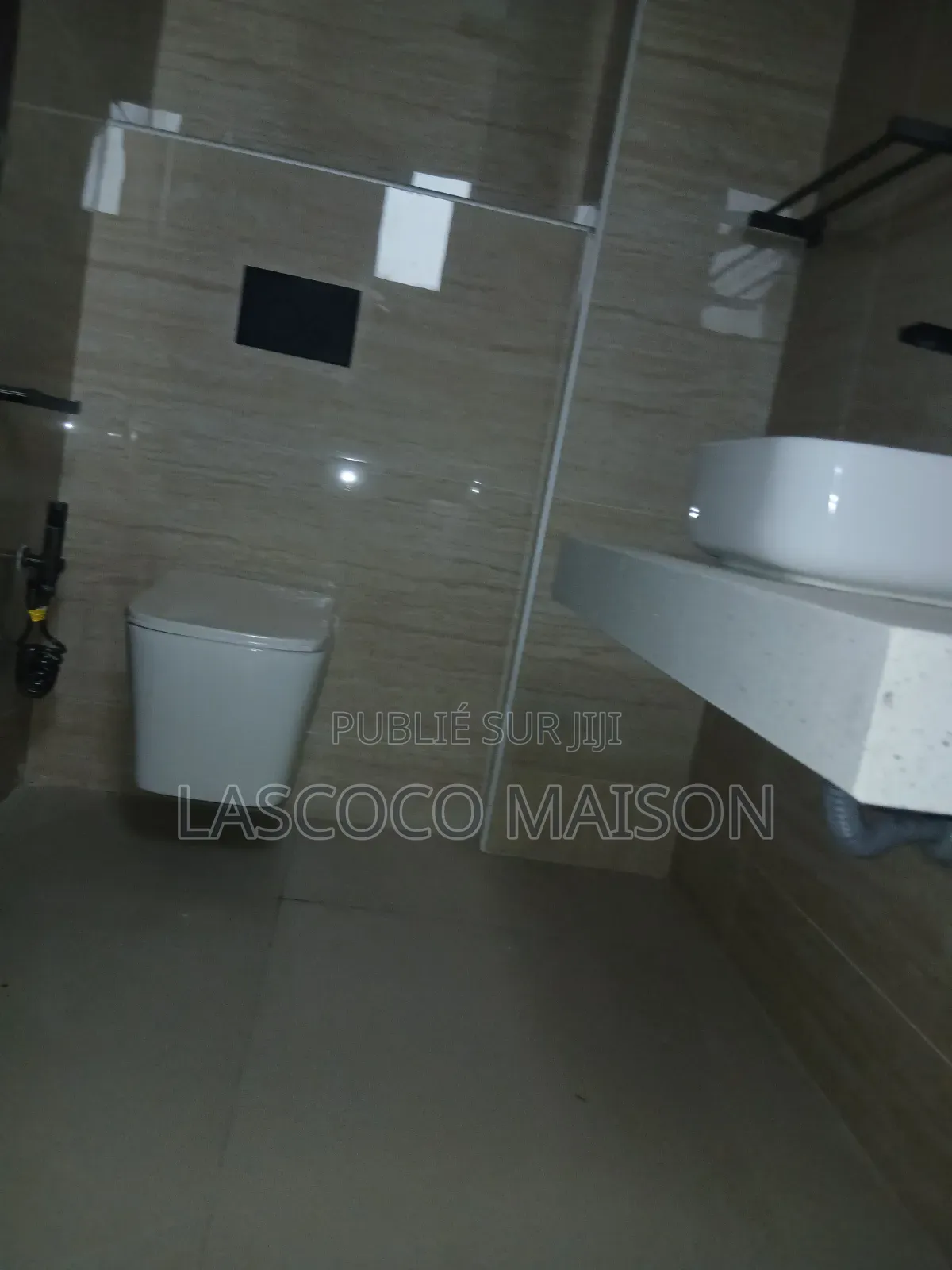 2chbre Appartement dans Lascoco Maison, Cocody à Louer