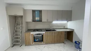 3chbre Appartement dans Cocody à Vendre