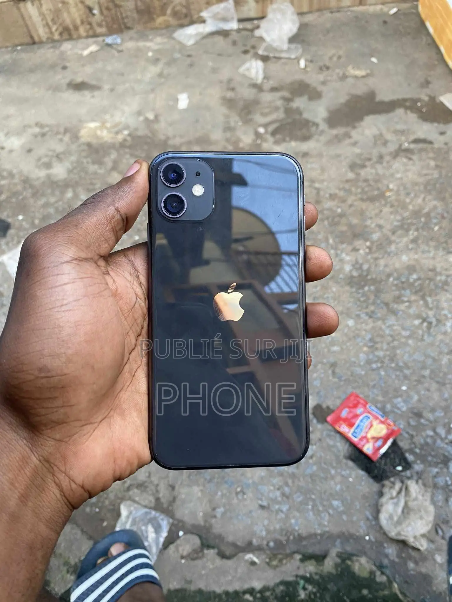 Apple iPhone 11 64 GB Noir