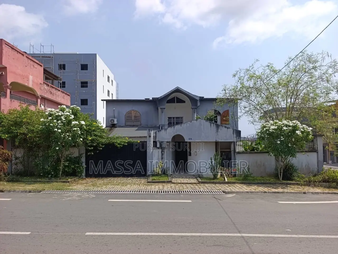 7chbre Villa dans Massa Immobilier, Cocody à Vendre
