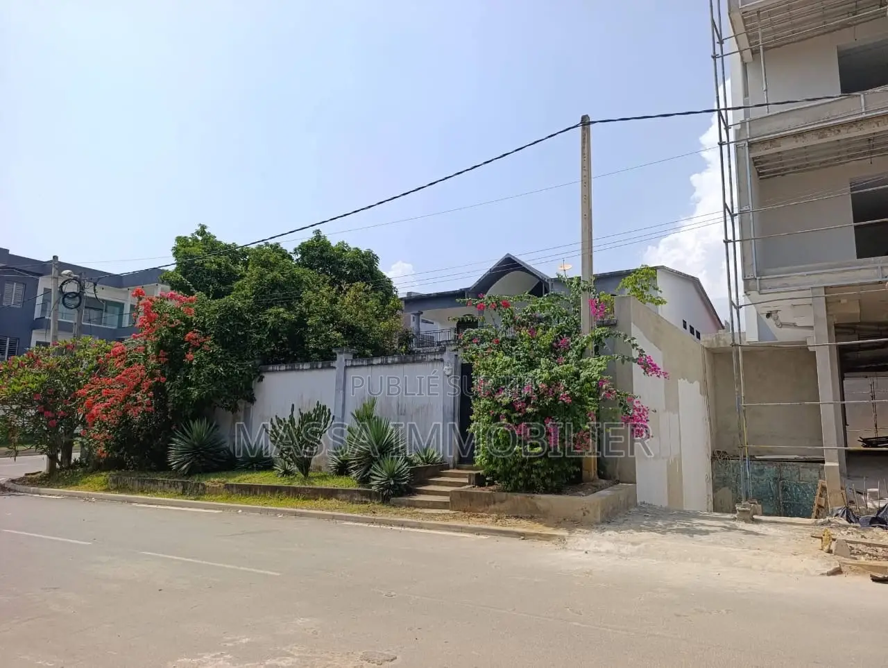 7chbre Villa dans Massa Immobilier, Cocody à Vendre