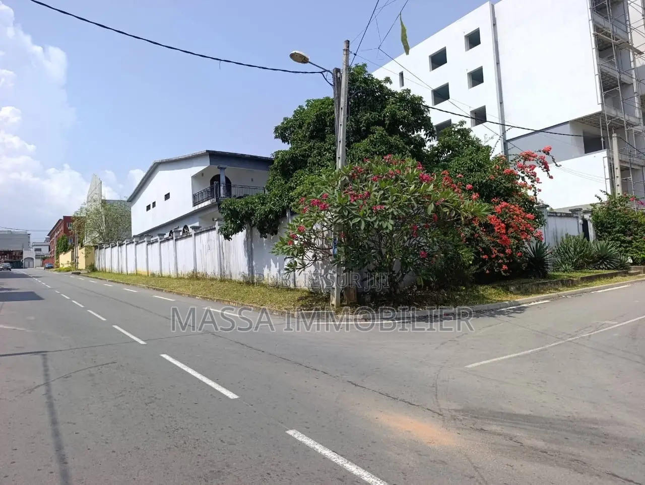 7chbre Villa dans Massa Immobilier, Cocody à Vendre