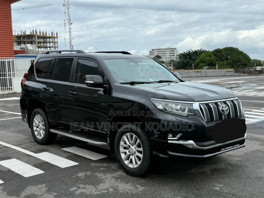 Toyota Land Cruiser 4.0 V6 EXR 2020 Noir Mat