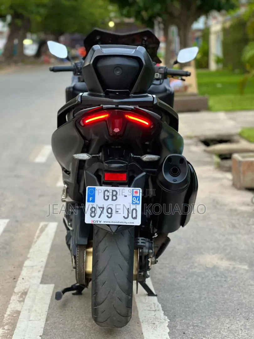 Yamaha Autre 2022 Noir