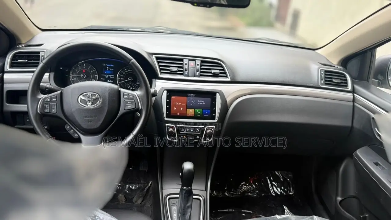 Nouveau Toyota Belta 2025 Blanc