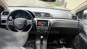 Nouveau Toyota Belta 2025 Blanc