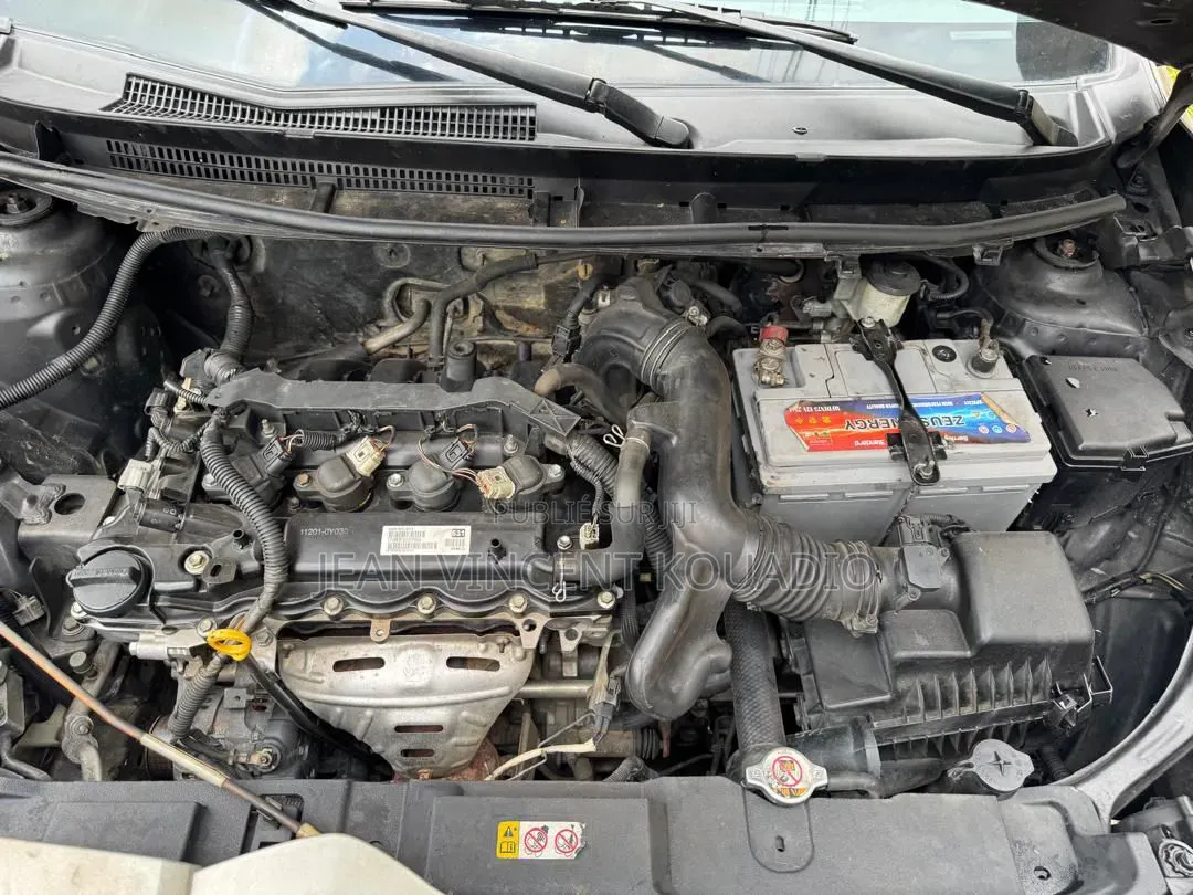 Toyota Yaris L Sedan 4dr 2019 Pearl