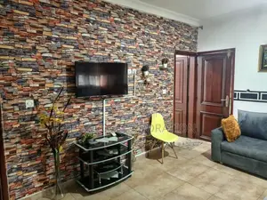 Meublé Studio dans Beraka Corporation, Deux Plateaux à Vendre
