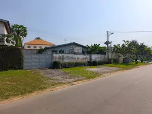 766m2 en Vente À Cocody Danga