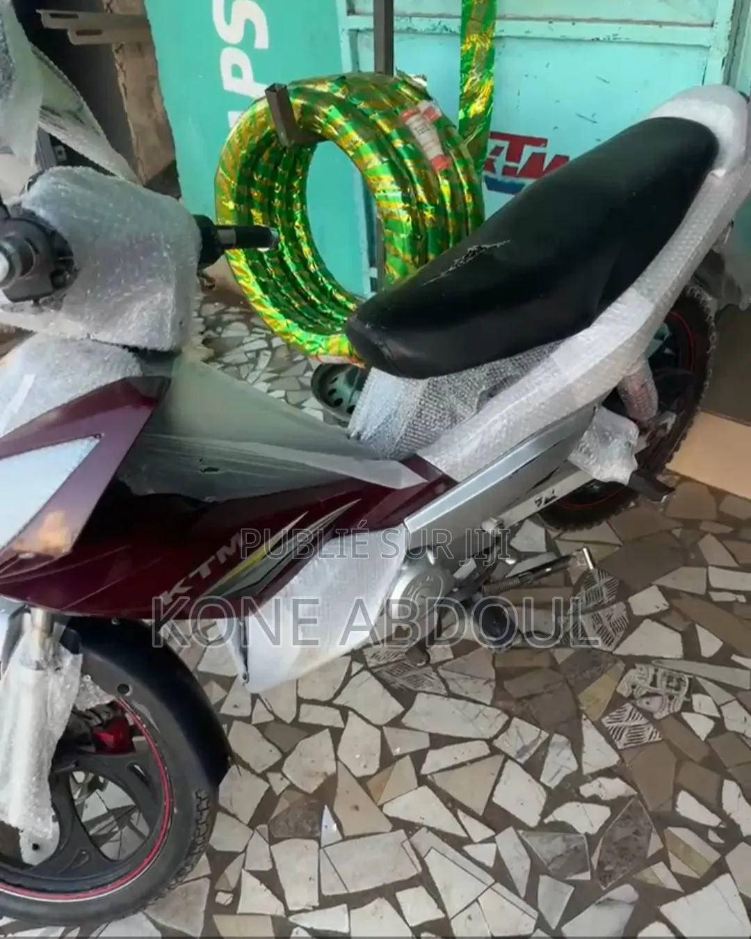 KTM RC 125 2025 Violet