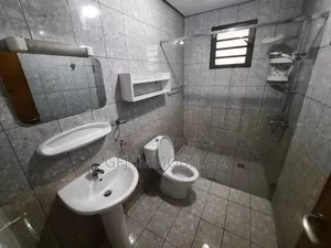 2chbre Appartement dans Francis Gweh, Cocody à Louer