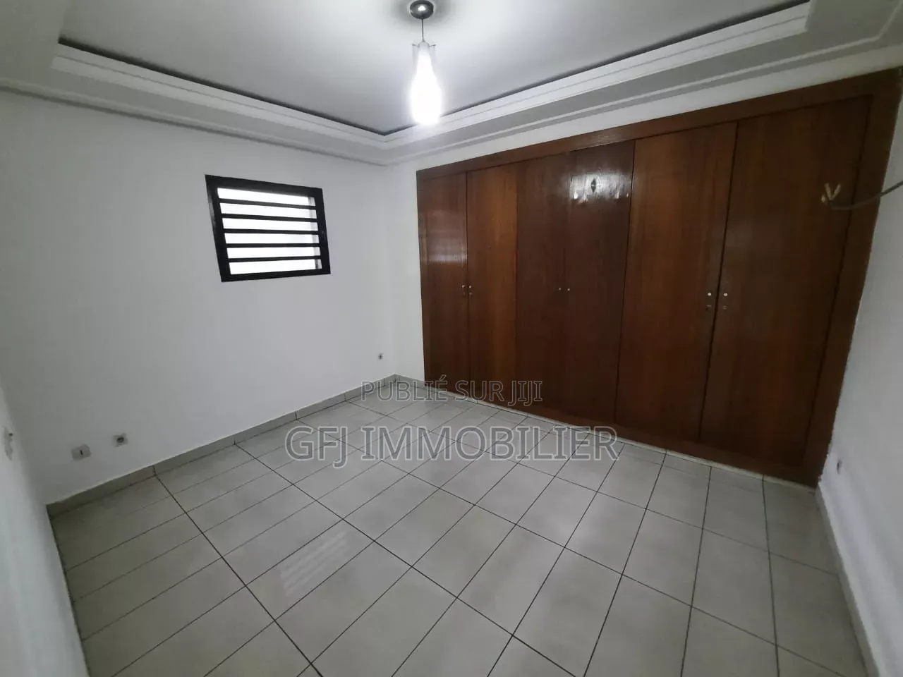 2chbre Appartement dans Francis Gweh, Cocody à Louer