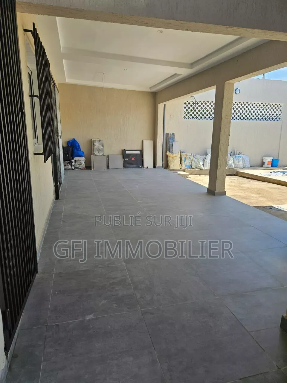 3chbre Villa dans Francis Gweh, Cocody à Louer
