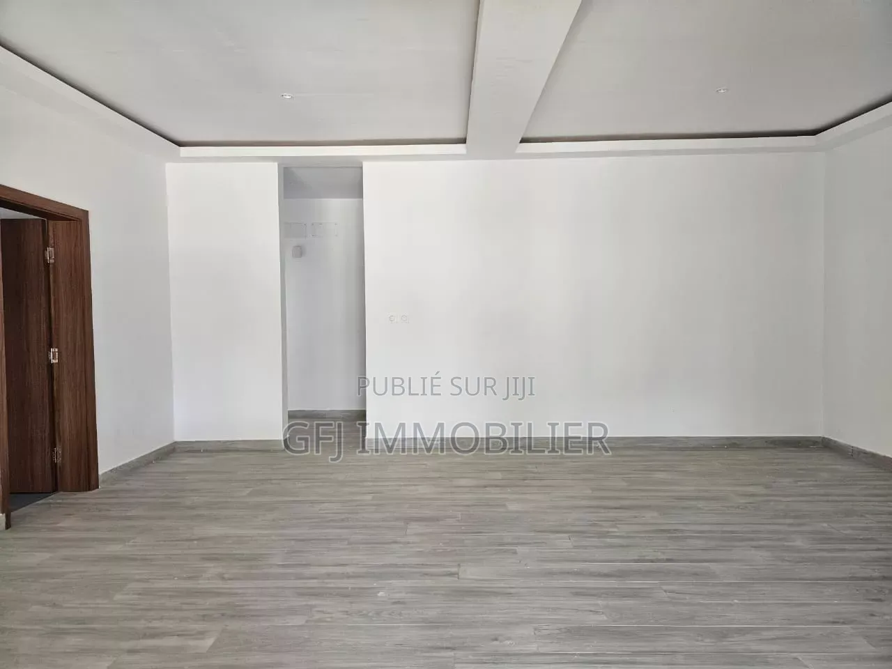 3chbre Villa dans Francis Gweh, Cocody à Louer