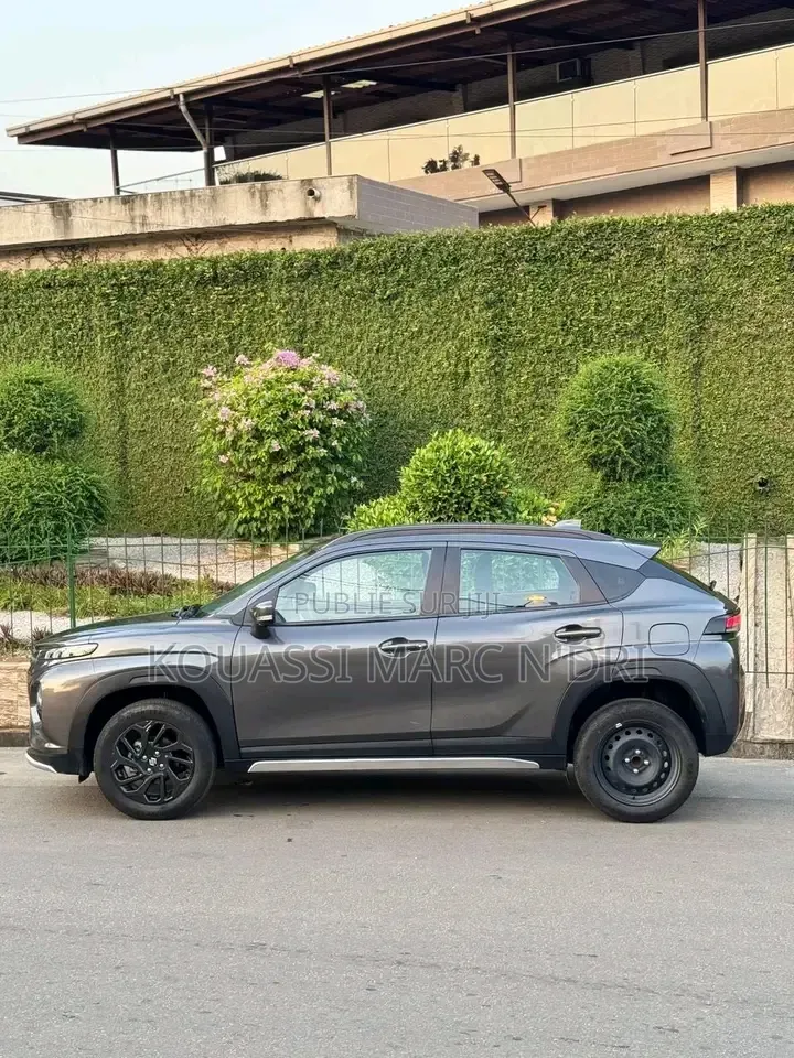 Suzuki Fronx 2024 Autre