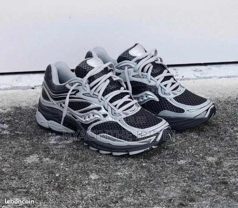Saucony Sneakers Semelke Gomme Authentique Original Qualite Irrép