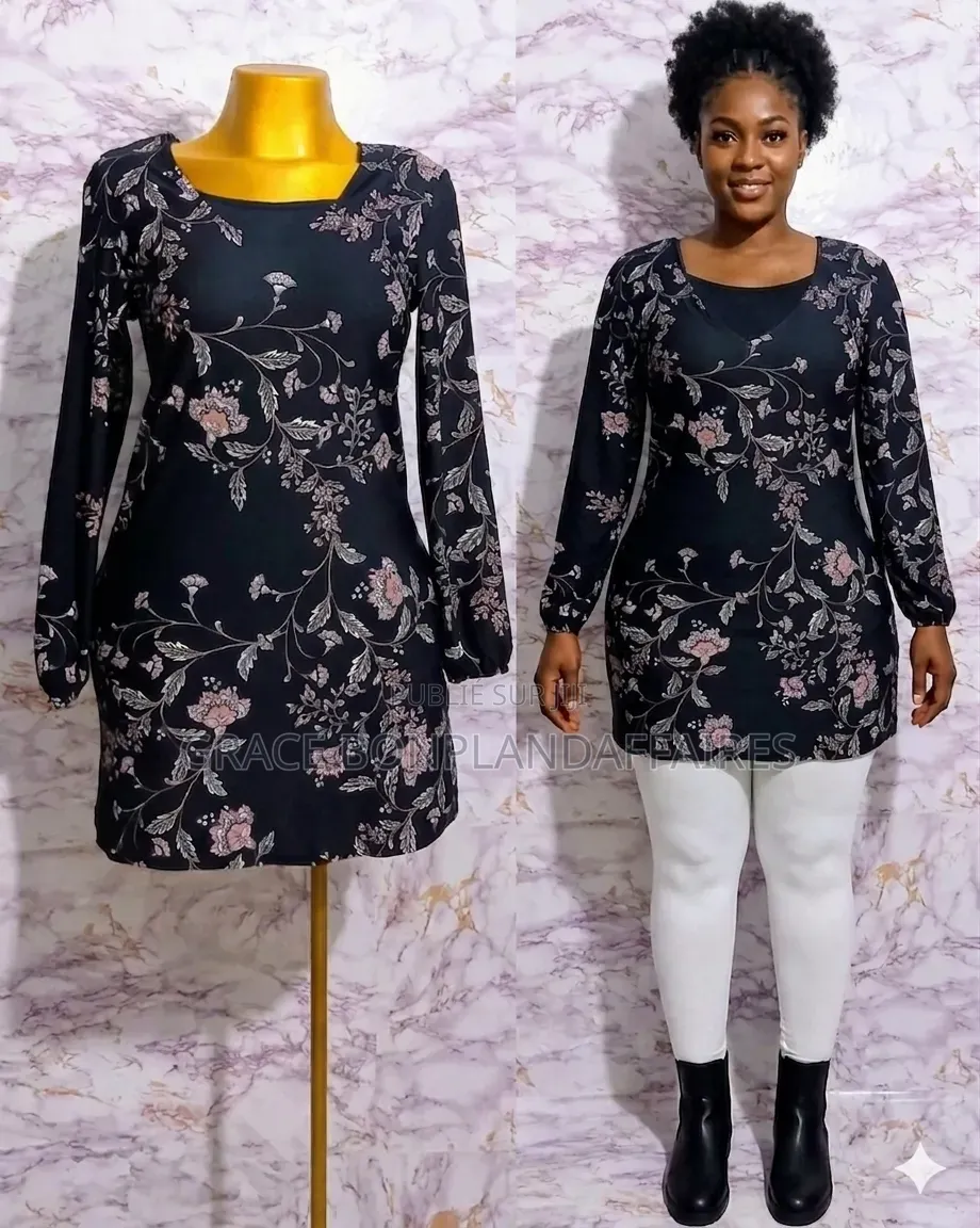 Tunique Élégante Noire Avec Motif Floral . Solde : 1500fcfa