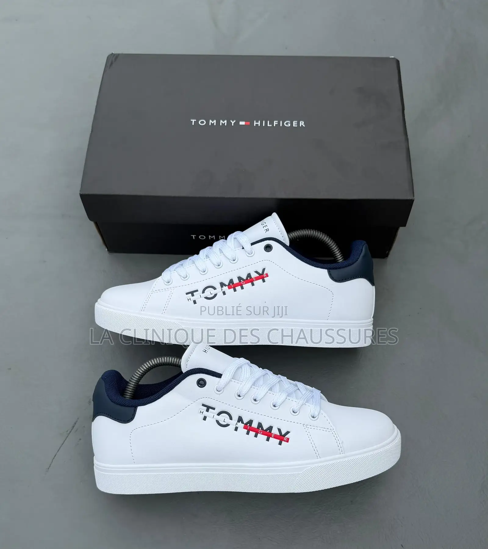 Ledger Sneaker