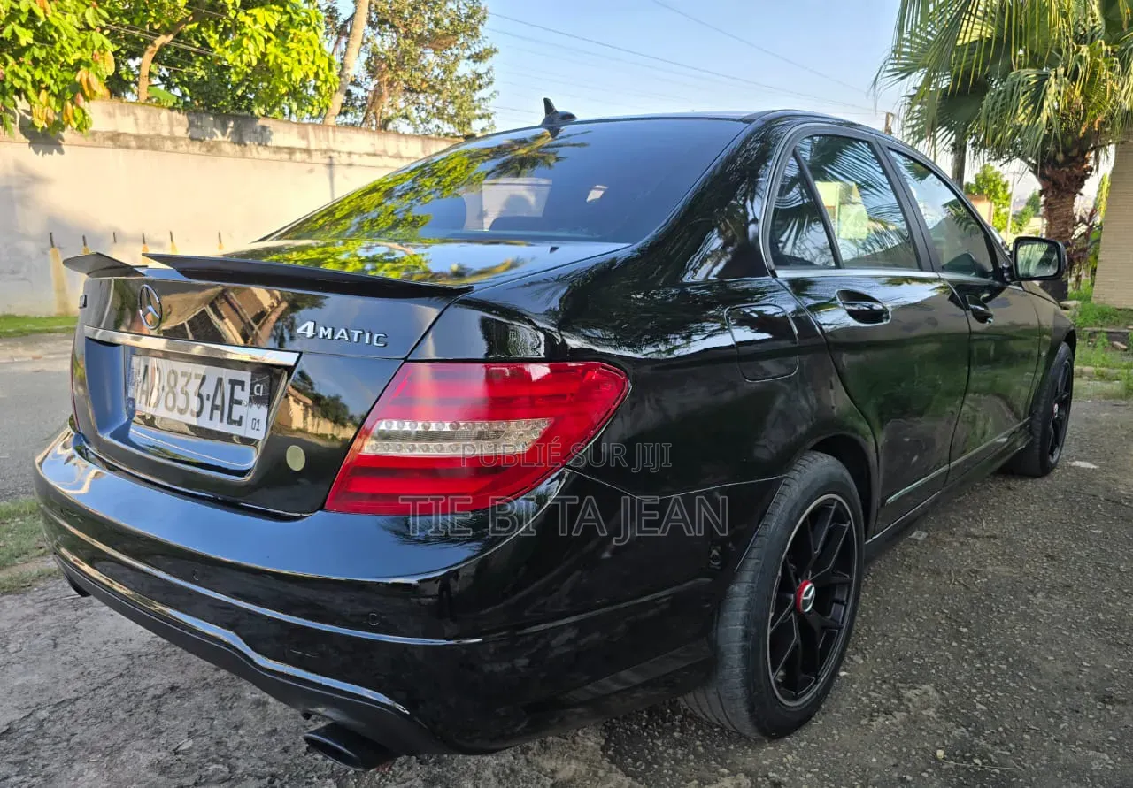 Mercedes-Benz C300 2008 Noir