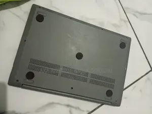Ordinateur portable Lenovo Ideapad 3 4GB Intel HDD 1T
