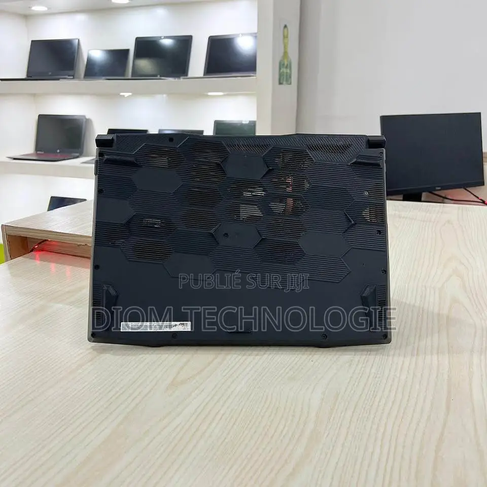 Ordinateur portable MSI Katana 15 16GB Intel Core i7 SSD 512GB