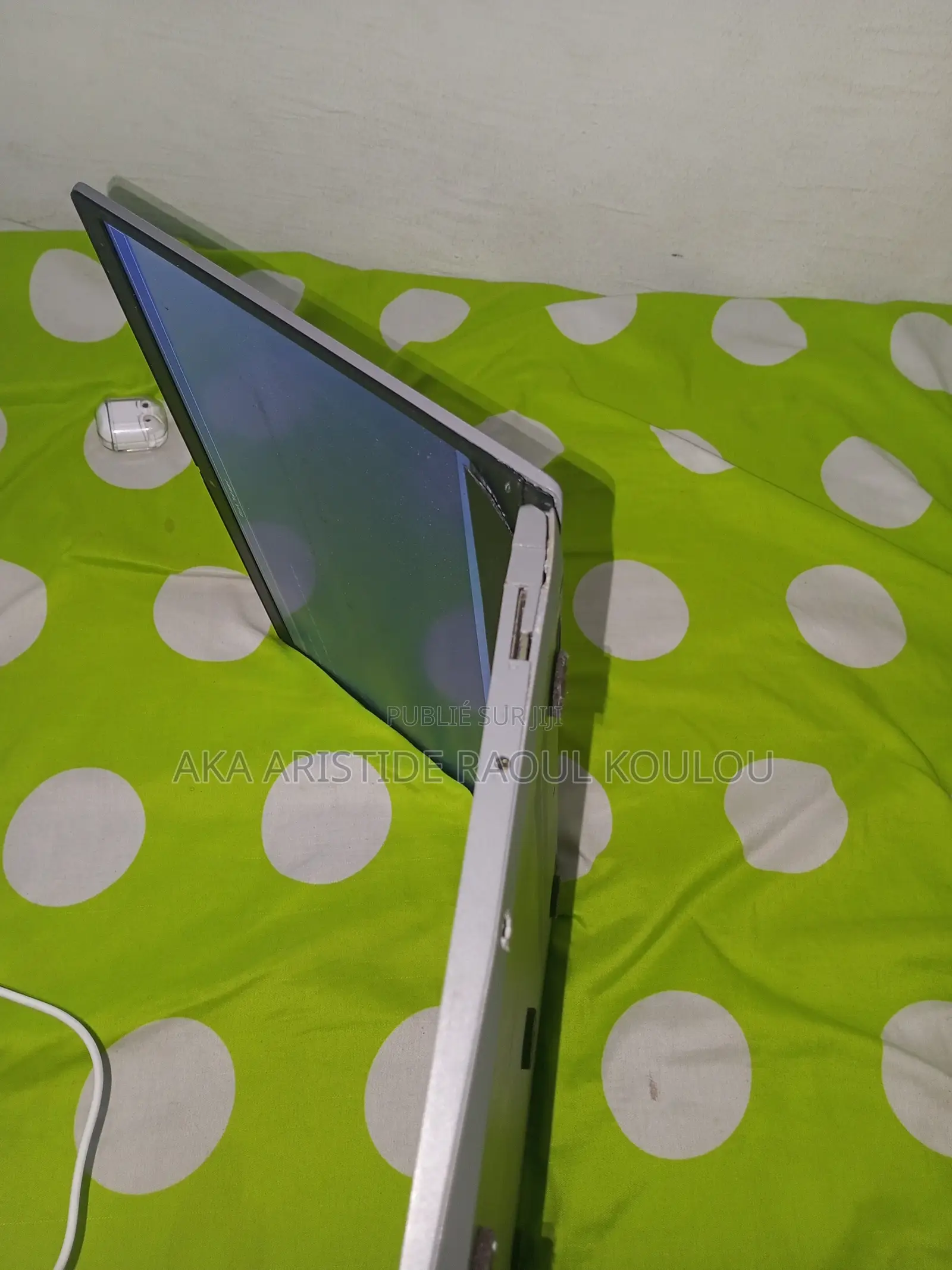 Ordinateur portable Lenovo Ideapad 3 4GB Intel HDD 1T