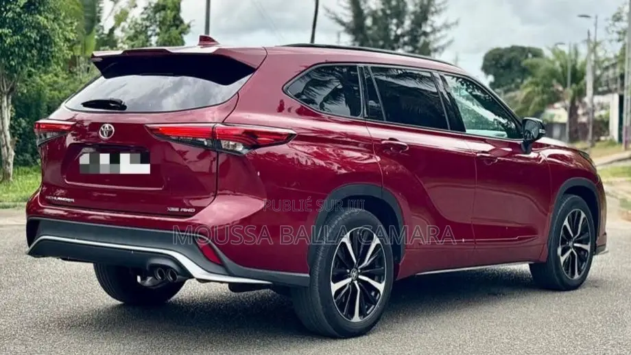 Toyota Highlander XSE 2022 Rouge