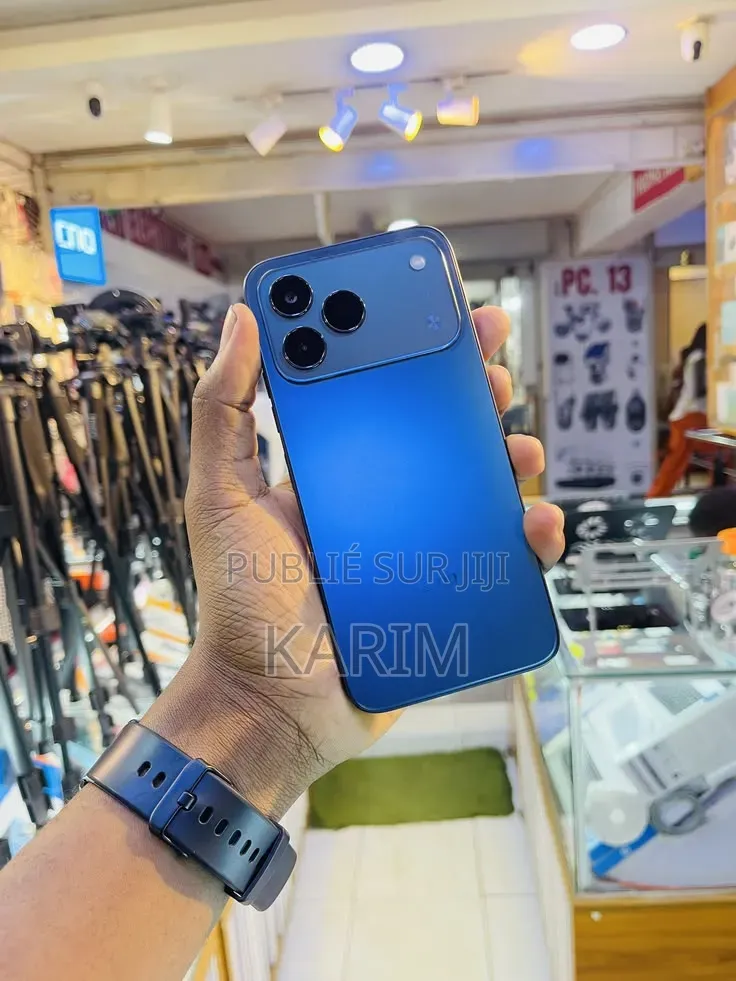 Nouveau Tecno Spark 40 256 GB Blanc
