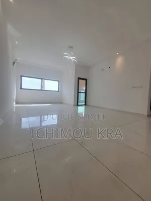 3chbre Blocs d'appartements dans Mr Tchimou, Cocody à Vendre