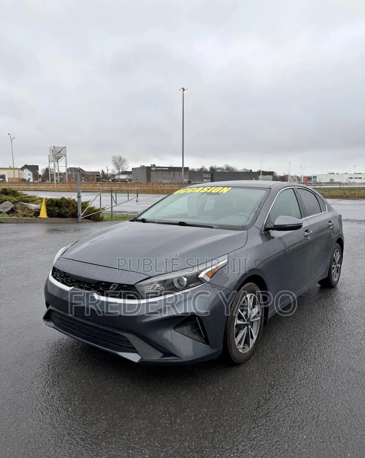 Kia Forte 2022 Gris