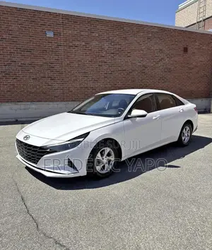Hyundai Elantra 2022 Blanc
