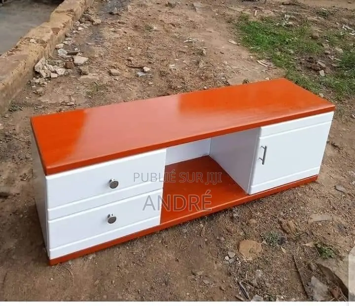 Meuble Tv De Très Bonne Qualité