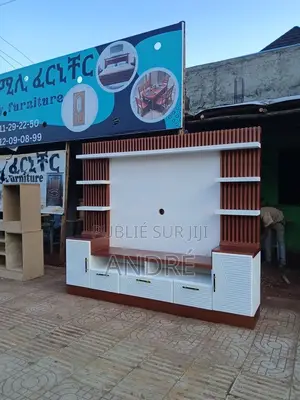 Meuble Tv De Très Bonne Qualité