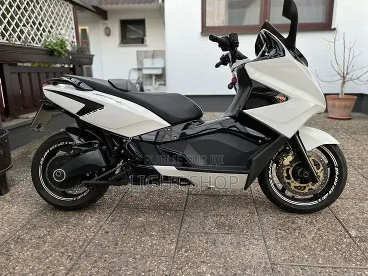Nouveau Yamaha NMAX 155 2025 Blanc