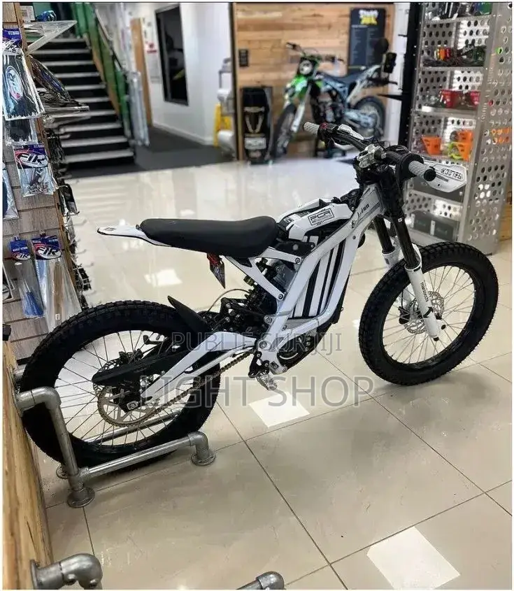 Nouveau TVS Apache RTR 160 2V ABS 2023 Blanc