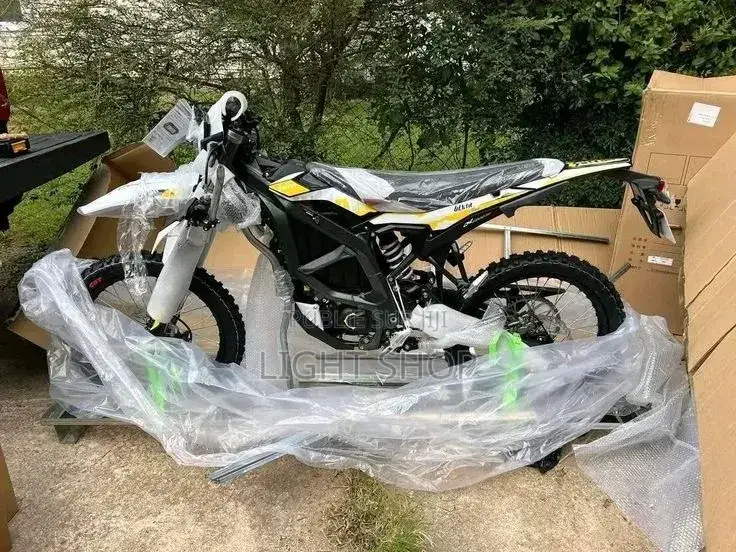 Nouveau TVS Apache RTR 160 2V ABS 2023 Blanc